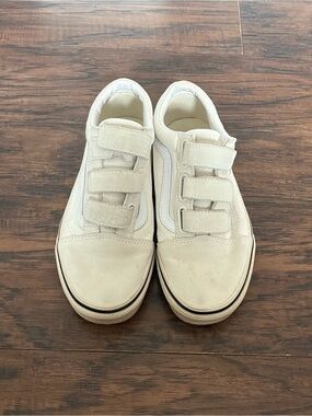 Vans Cream Velcro Skate Shoes